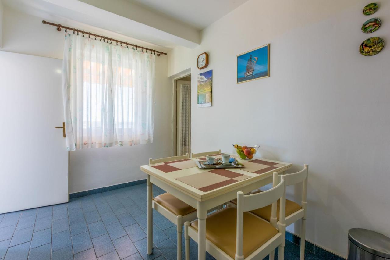 Apartments Danica Dramalj Extérieur photo