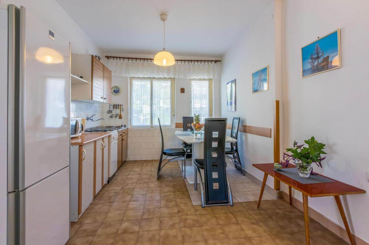 Apartments Danica Dramalj Extérieur photo