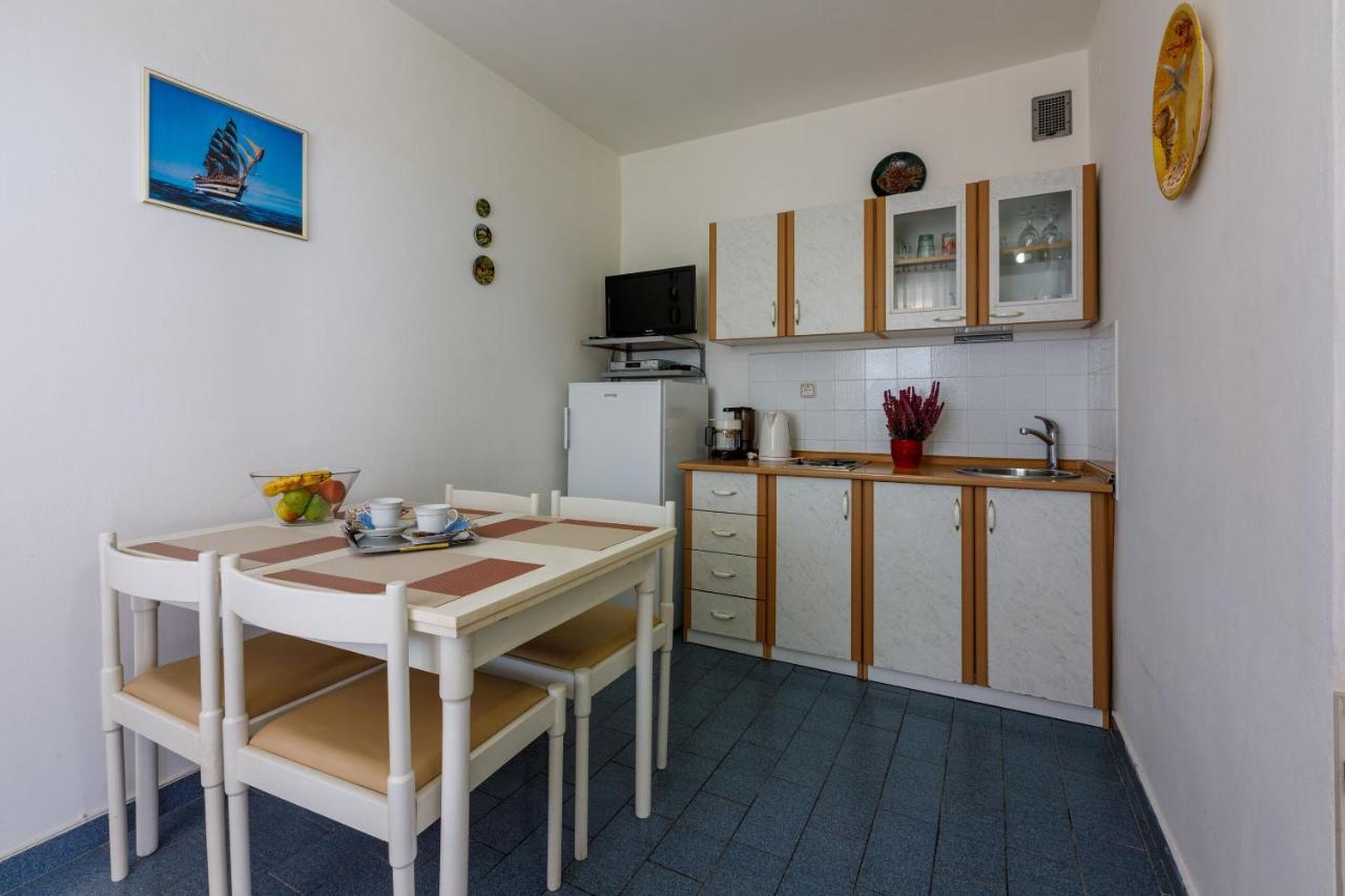 Apartments Danica Dramalj Extérieur photo